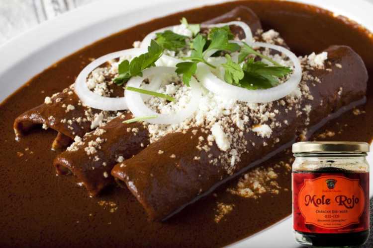 Enchiladas campesinas con mole Rojo Real De Oaxaca